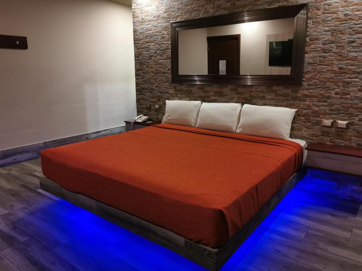 Hotel Plaza Arteaga Монтеррей Екстер'єр фото