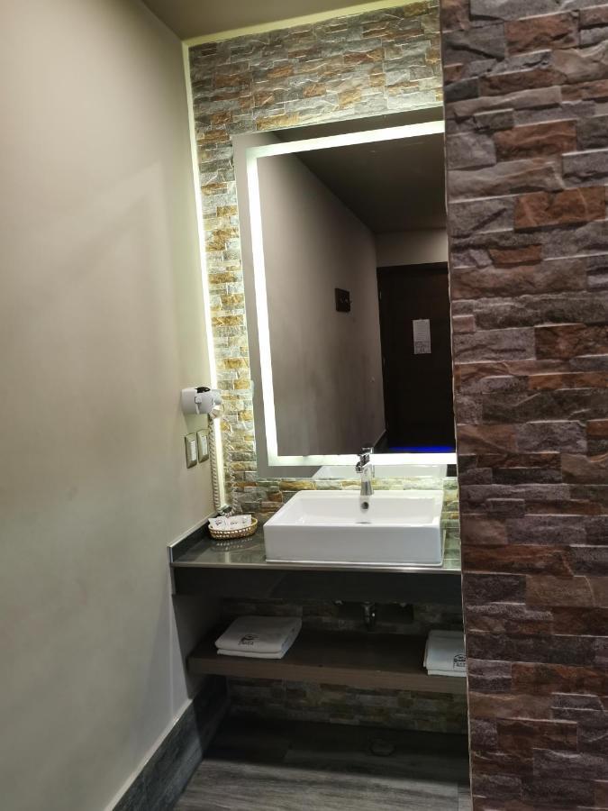 Hotel Plaza Arteaga Монтеррей Екстер'єр фото