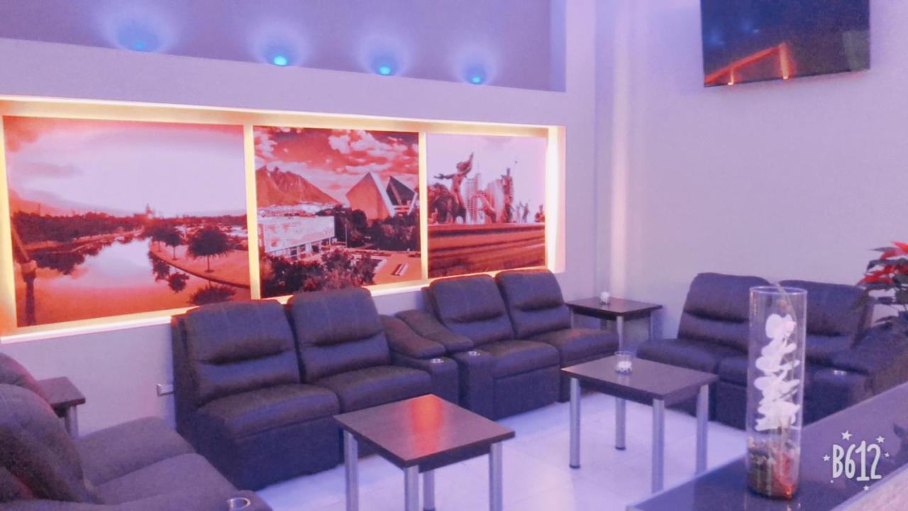 Hotel Plaza Arteaga Монтеррей Екстер'єр фото